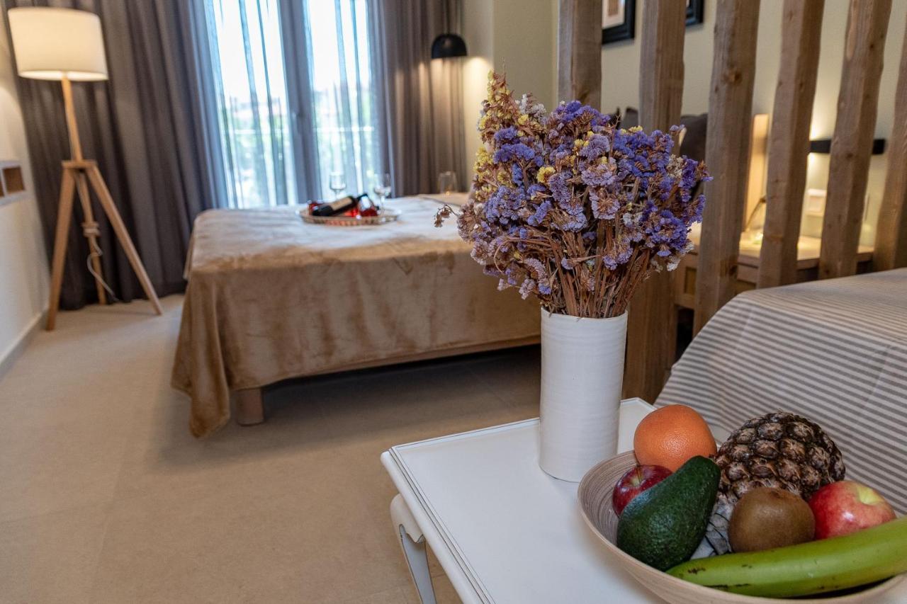 Mageiras Boutique Hotel Afytos Bagian luar foto